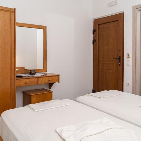 Akrotiri Apartments Makriyialos Bagian luar foto